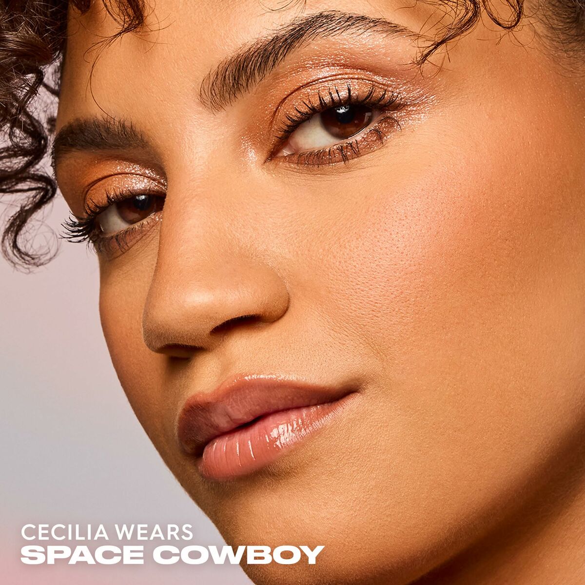 V5H932115ECF200F438BB0D09B9AB9B706BR7195976P7