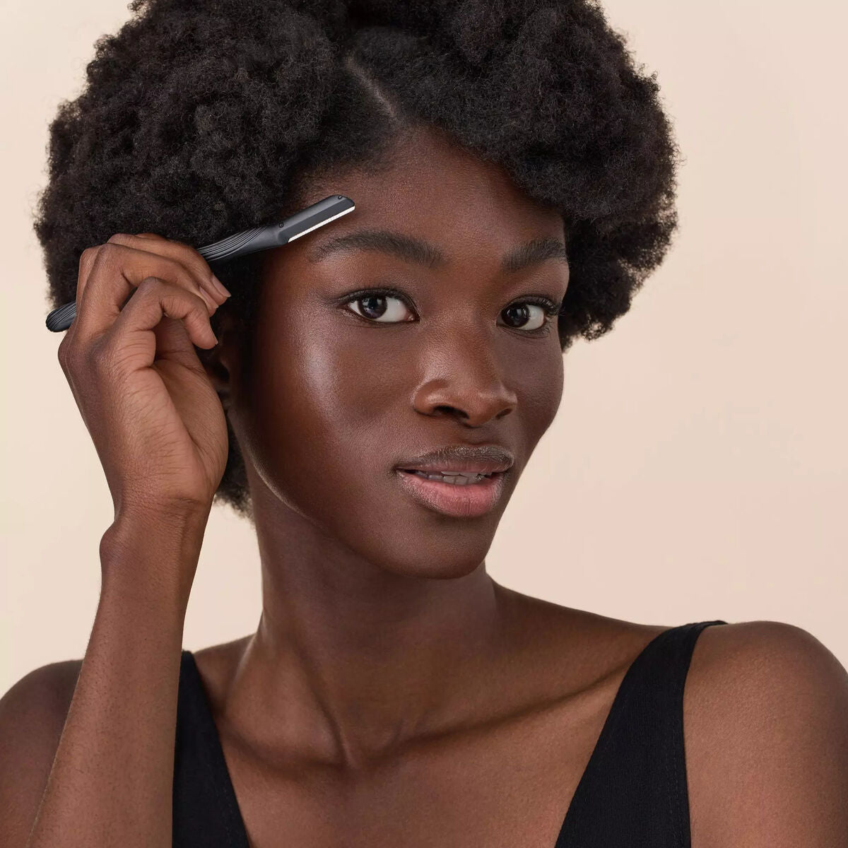 V6H0907B40491FD1DA9738A529546A4B5B6R3972616P3