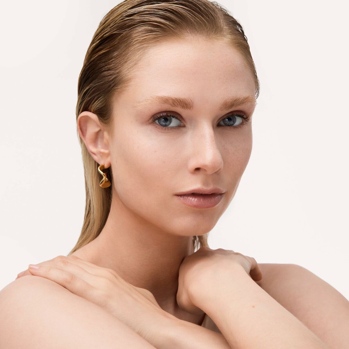 V4H25508275A920415C6A73F2706383D0BBR7493754P9