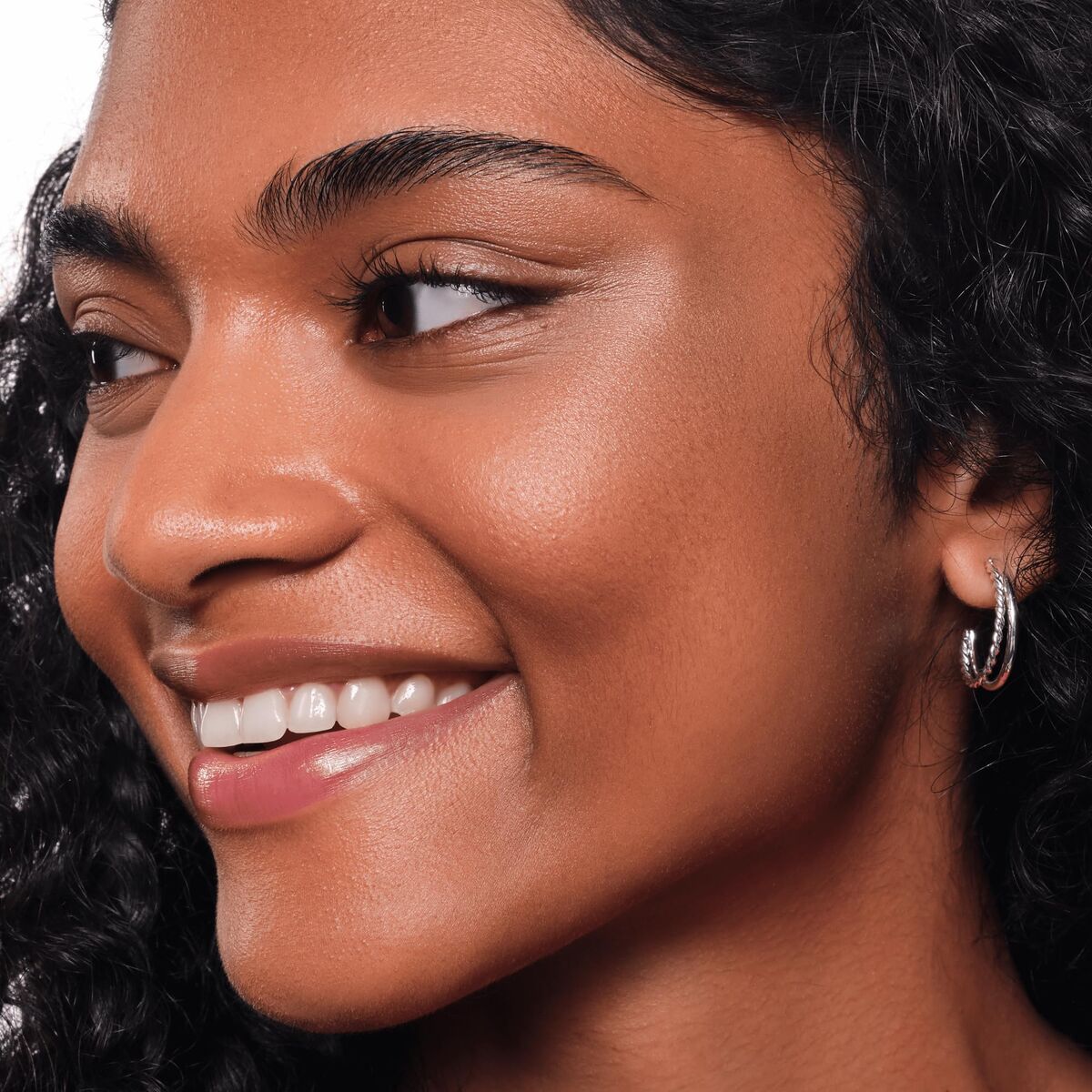 V2H1E121C985D76FEEA329A7AF7B2ED2EBFR7435159P6