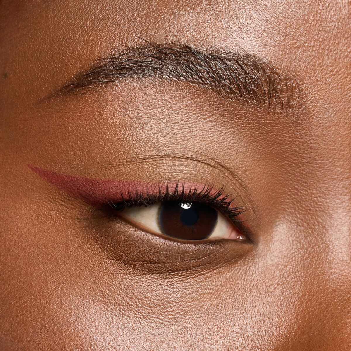 V2H1052F4AFC37E9877DF2700F7D0E2B0BCR7476877P10