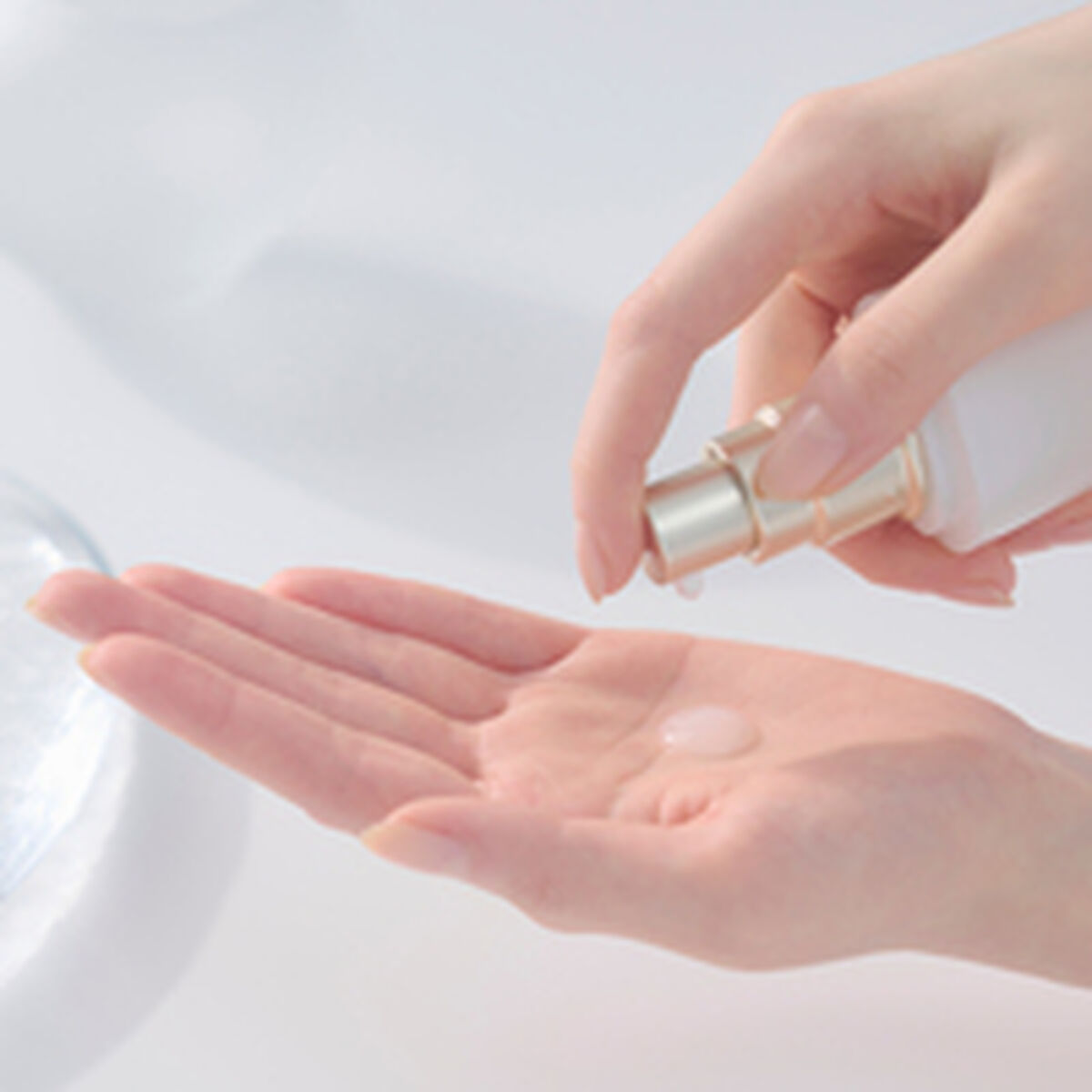 V3H77CDA2A8C50F42D3717A73B35A1FCBABR5607835P6